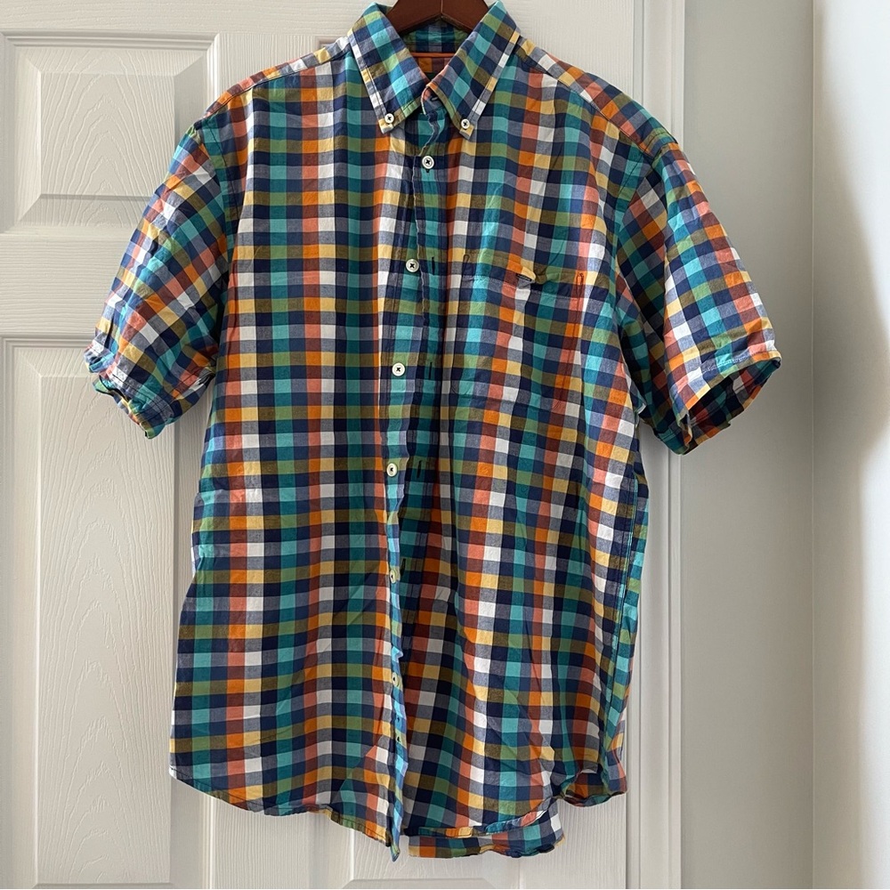 Orvis large short sleeve button‎ up